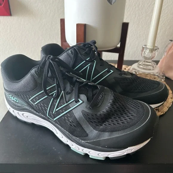 New Balance 840 Sneakers - Picture 1 of 5